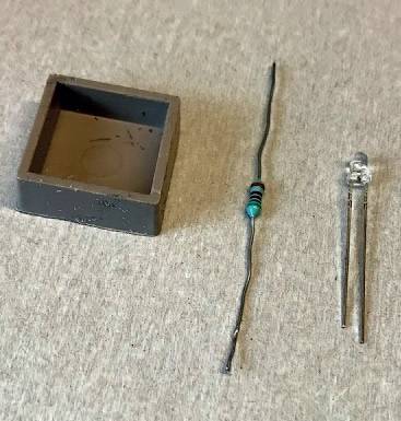 emulight2.jpg emulight2.jpg