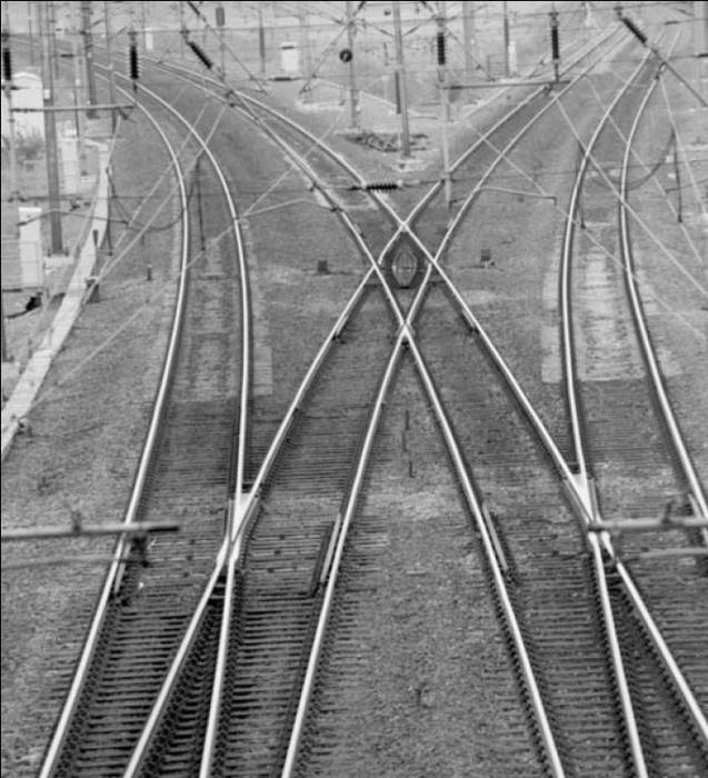 switch_diamond.jpg switch_diamond.jpg