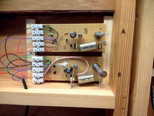 trackc12.jpg trackc12.jpg