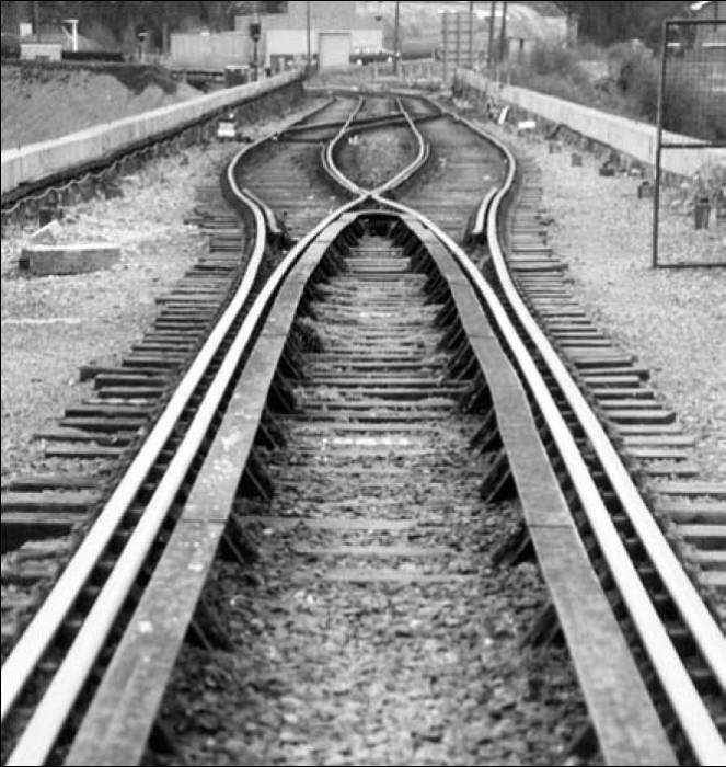 interlaced_crossing.jpg interlaced_crossing.jpg