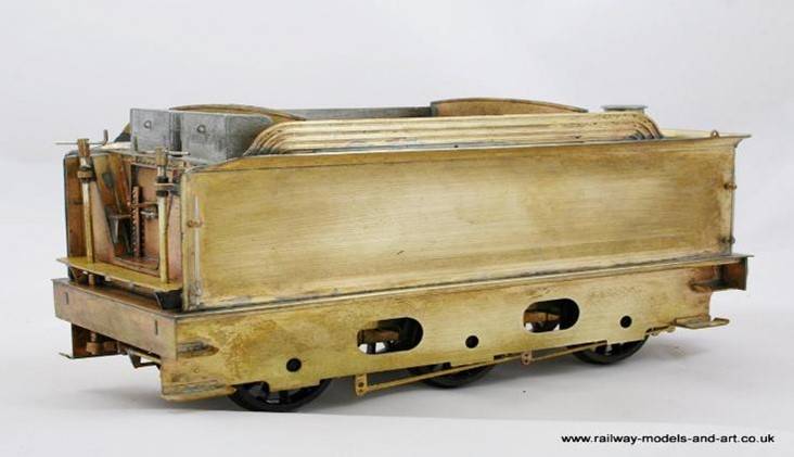 b16picture1_30_.jpg b16picture1_30_.jpg