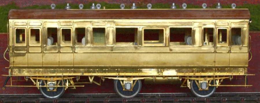 saloon29.jpg saloon29.jpg