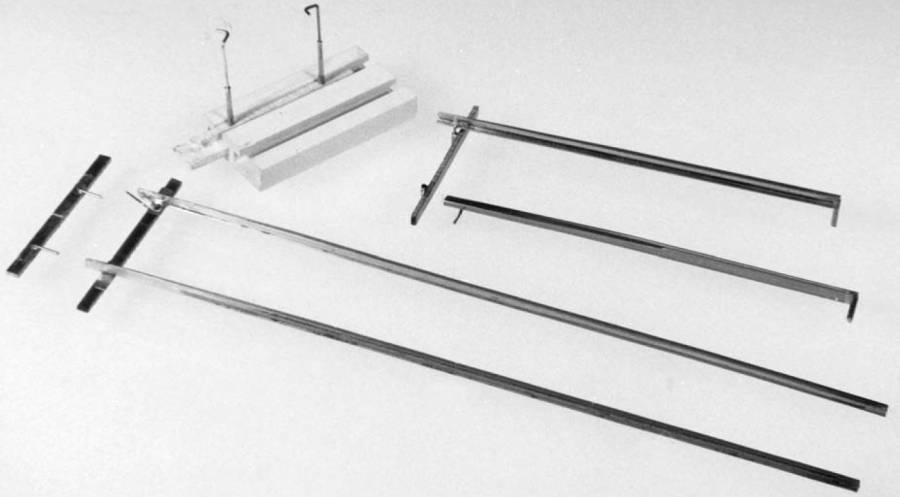 blades_and_switches.jpg blades_and_switches.jpg