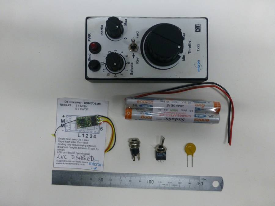 radio_control_components.jpg radio_control_components.jpg