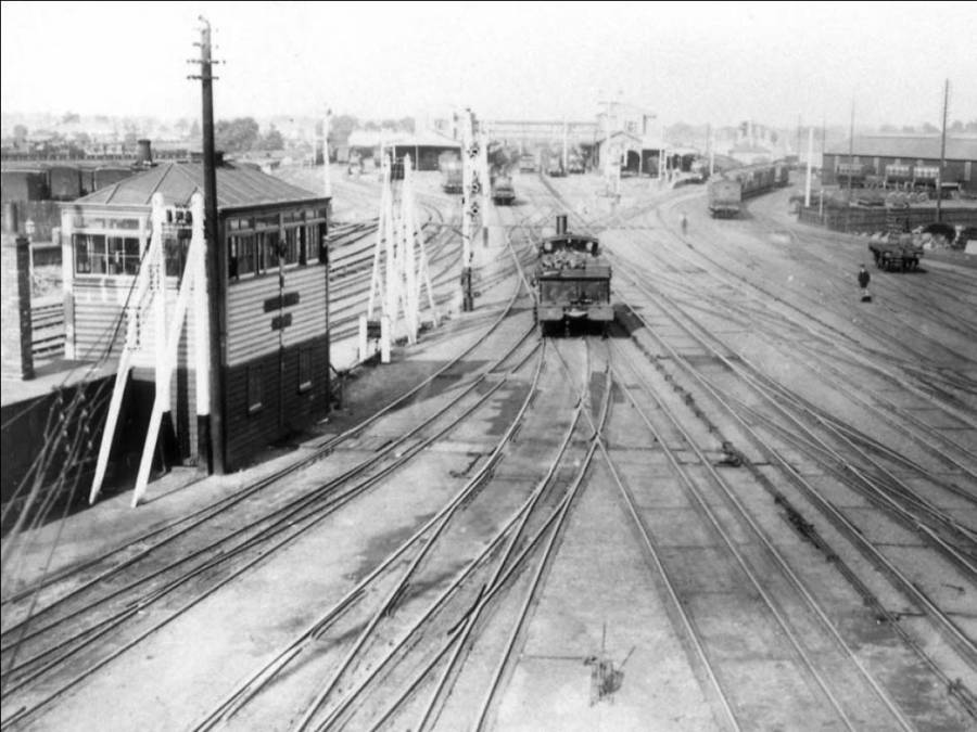 mixed_gauge_trackwork_swindon.jpg mixed_gauge_trackwork_swindon.jpg