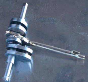 armstrong37.jpg armstrong37.jpg