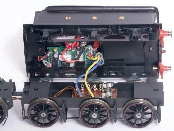 radio14c.jpg radio14c.jpg