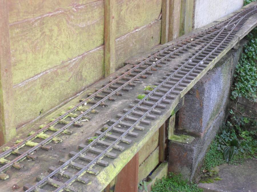 gravel_board.jpg gravel_board.jpg