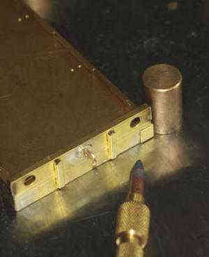 corner-plates.jpg corner-plates.jpg