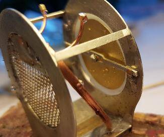 whit3_80_.jpg whit3_80_.jpg