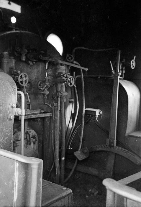 whit2_48_.jpg whit2_48_.jpg