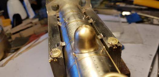 whit3_110_.jpg whit3_110_.jpg