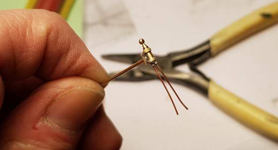 whit3_64_.jpg whit3_64_.jpg