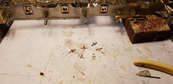 whit4_3_.jpg whit4_3_.jpg