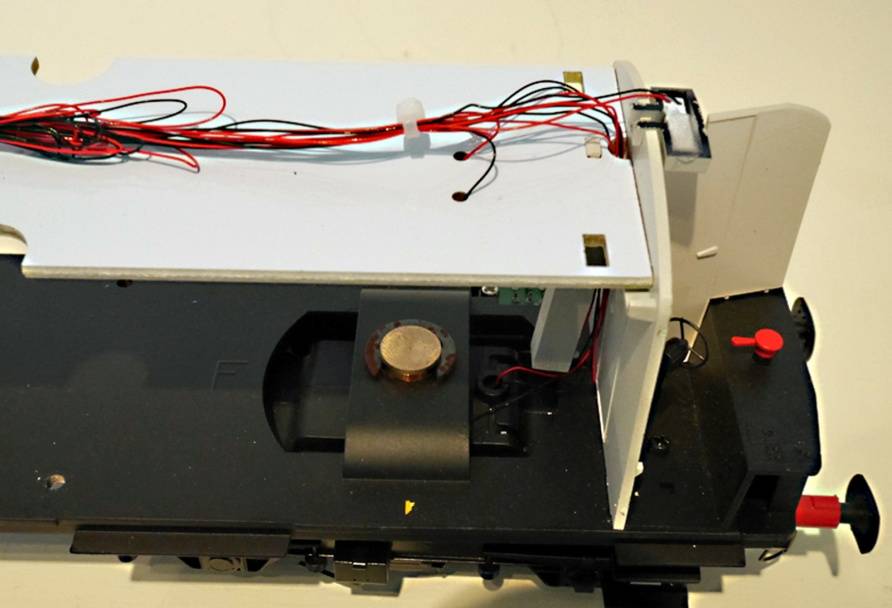 heljan_end_inside.jpg heljan_end_inside.jpg