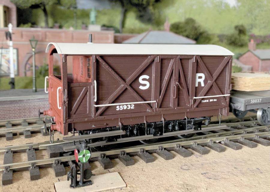 spark16.jpg spark16.jpg